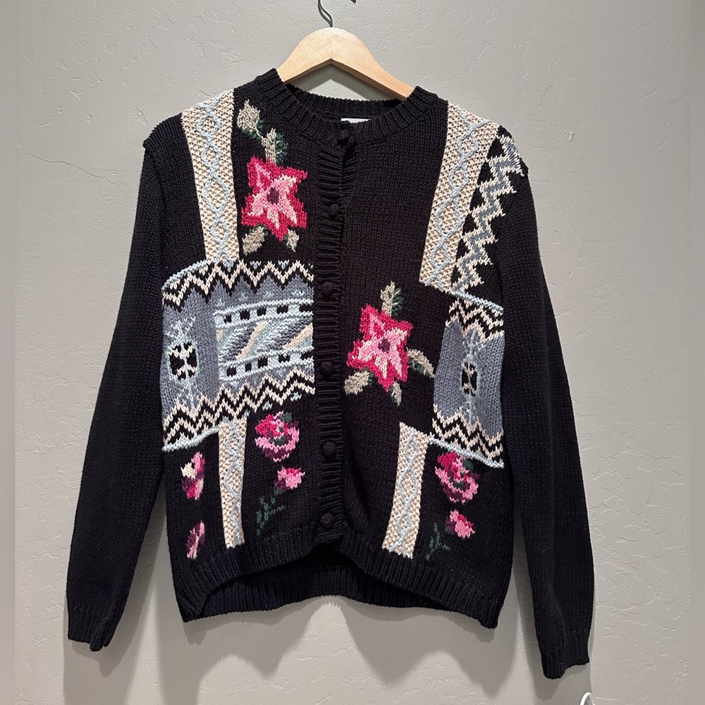 Vintage 1990s Black Cottagecore Cozy‎ Cotton Floral  Cardigan Sweater Size Small